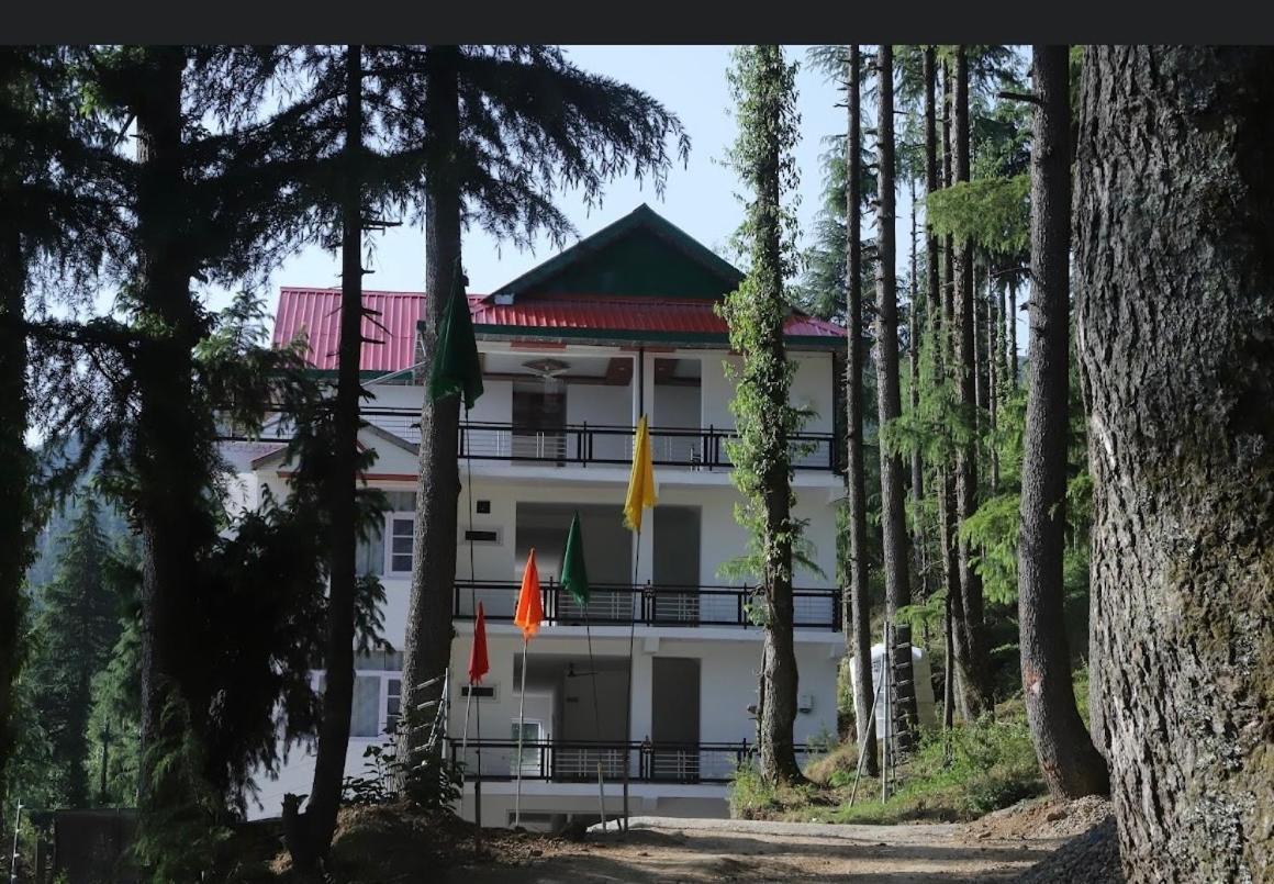 Hotel Sher-E-Punjab Khajjiar Exterior photo